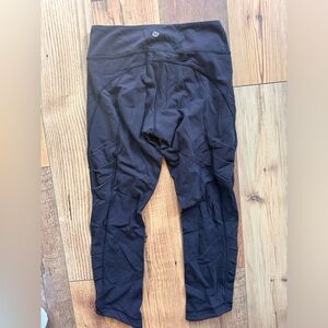 Lululemon cropped black leggings